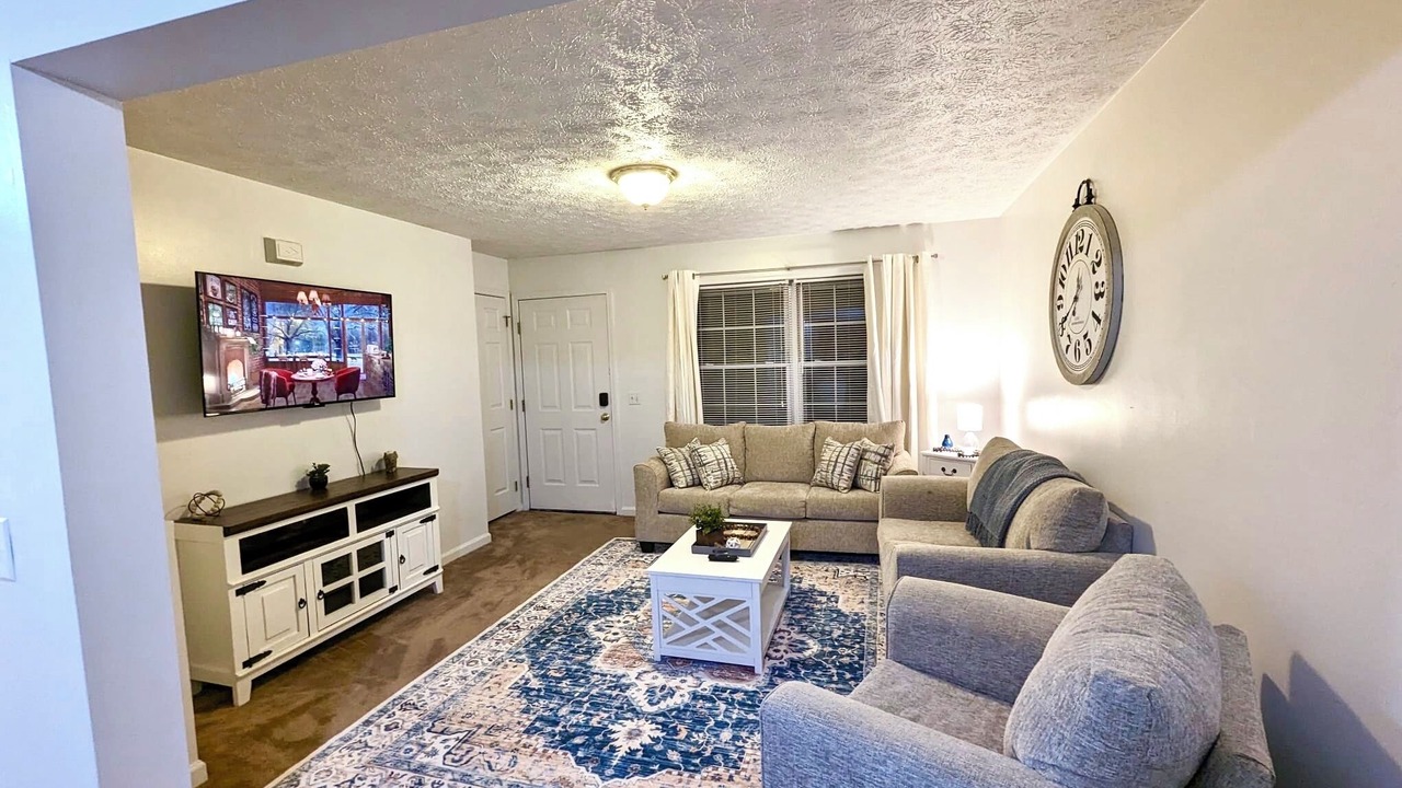 Photo of Livingroom in Blacksburg