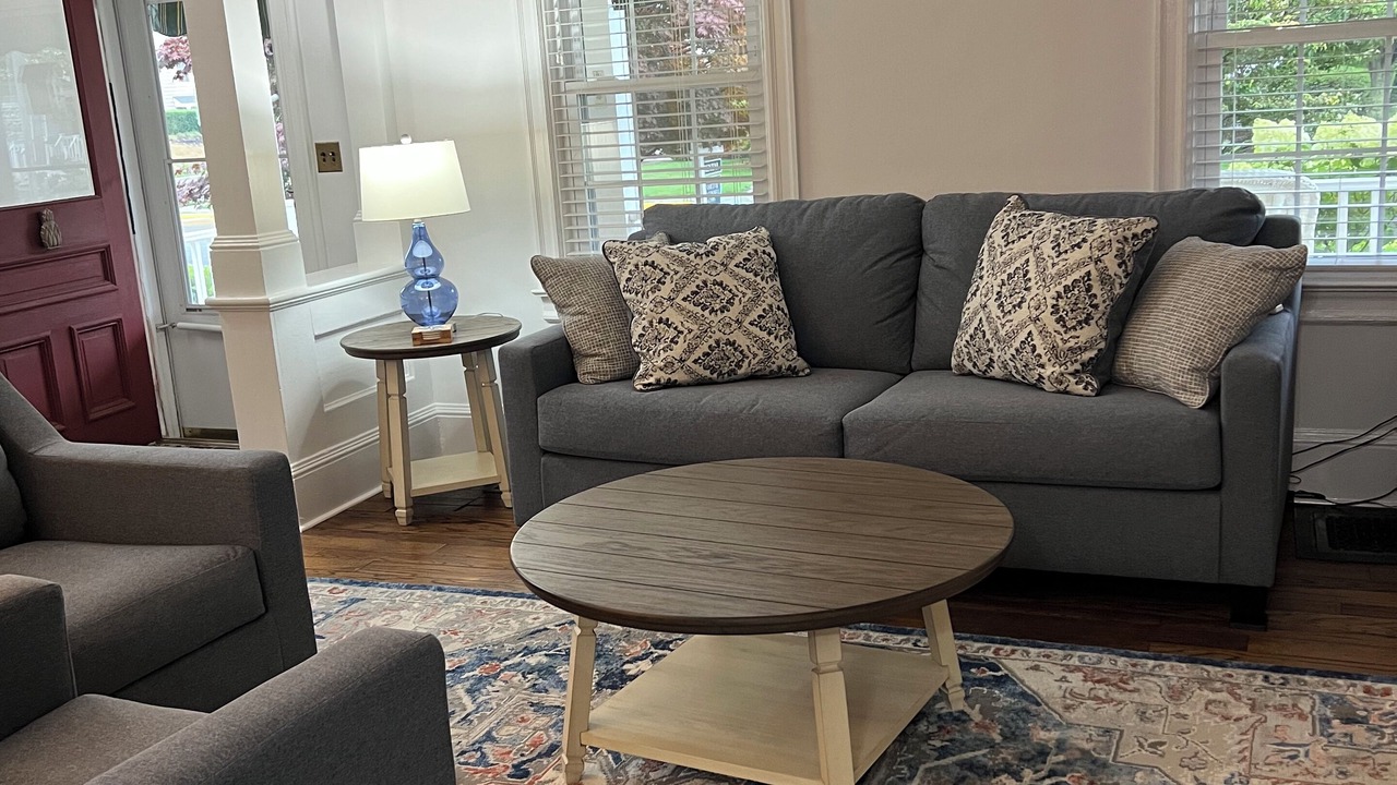 Photo of Livingroom in Spring Lake