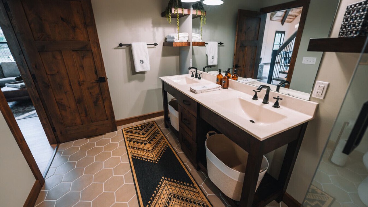 Photo of Bathroom in New Philadelphia