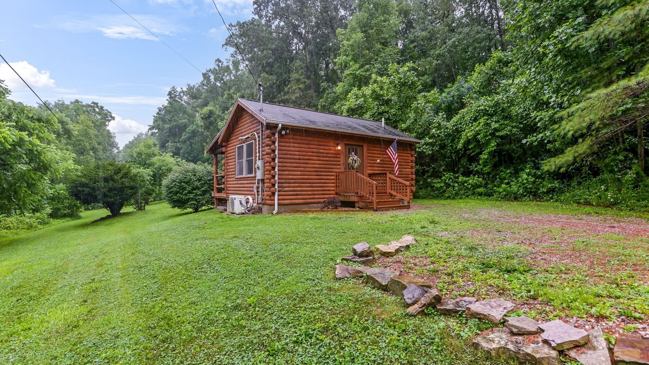Photo of Outdoor in Nelsonville