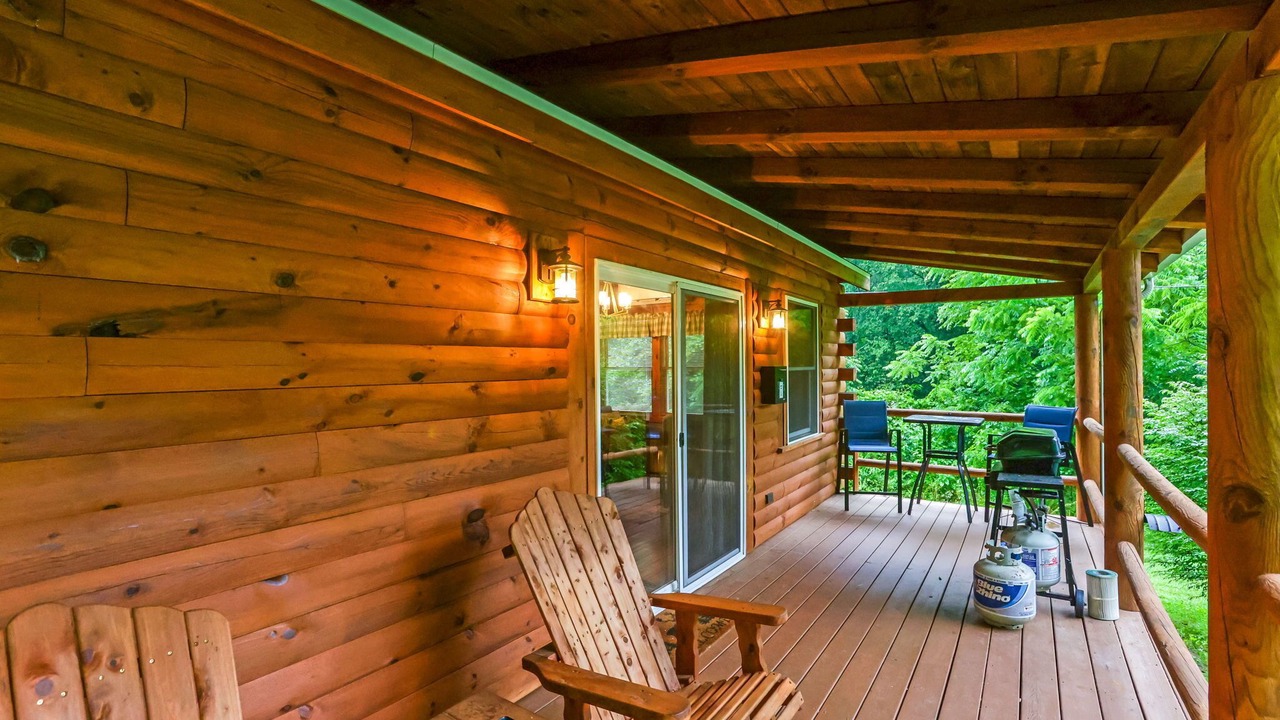 Photo of Patio Balcony in Nelsonville