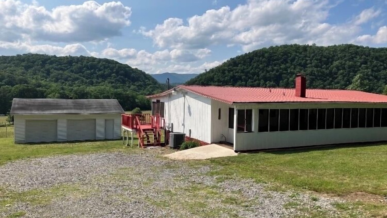 Photo of Outdoor in Seebert
