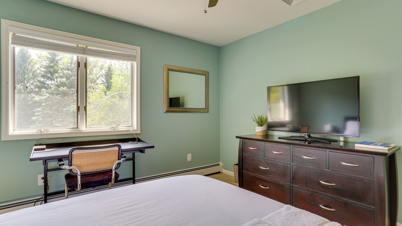 Photo of Bedroom in Warwick