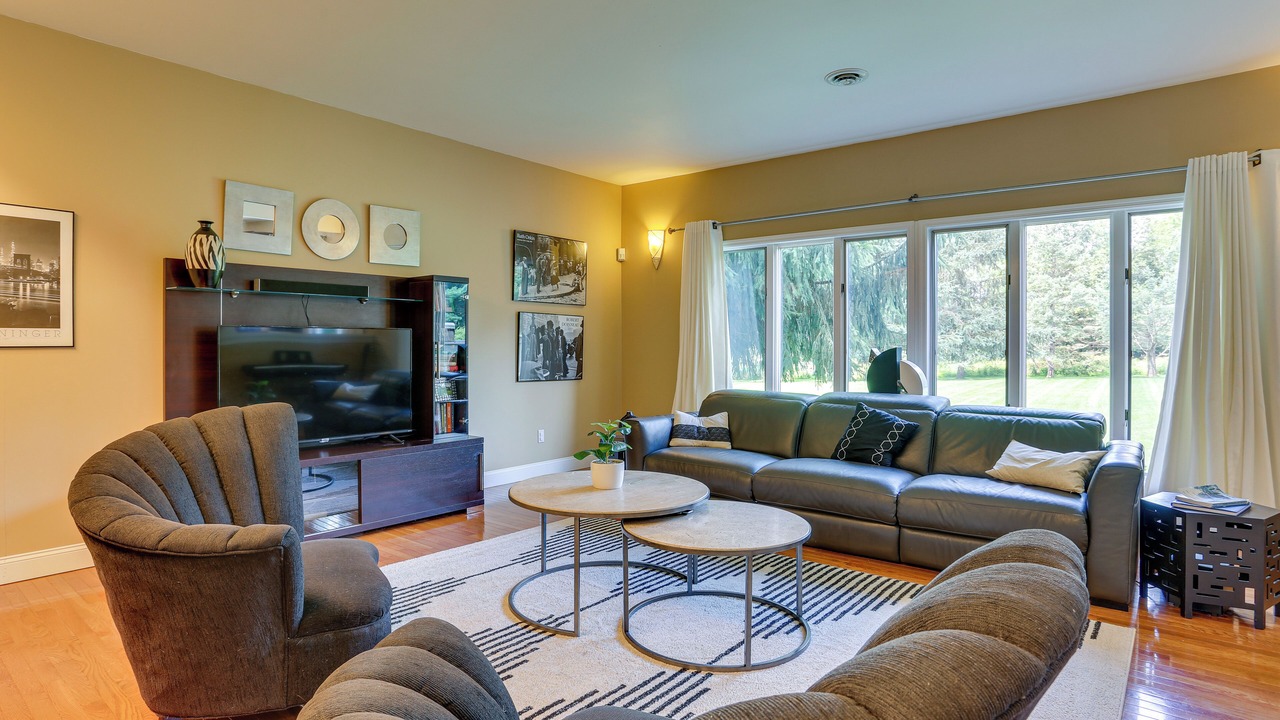 Photo of Livingroom in Warwick