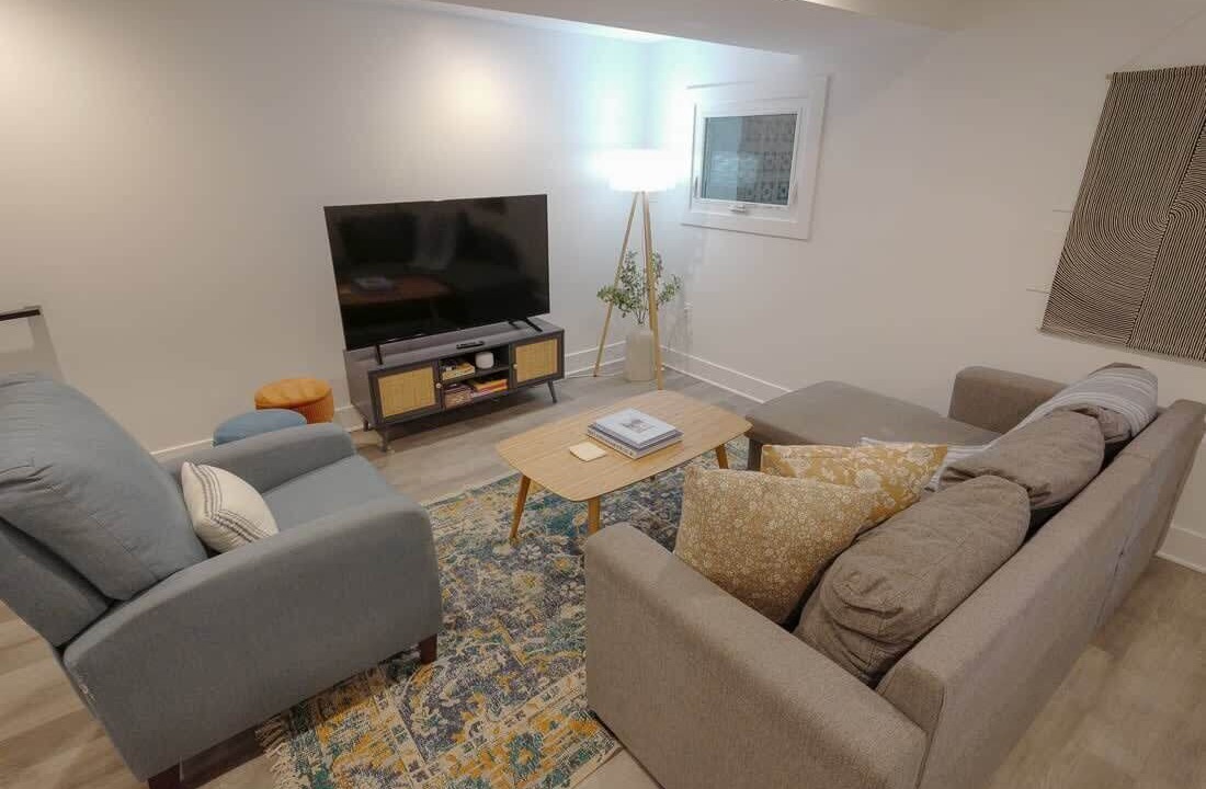 Photo of Livingroom in Petworth