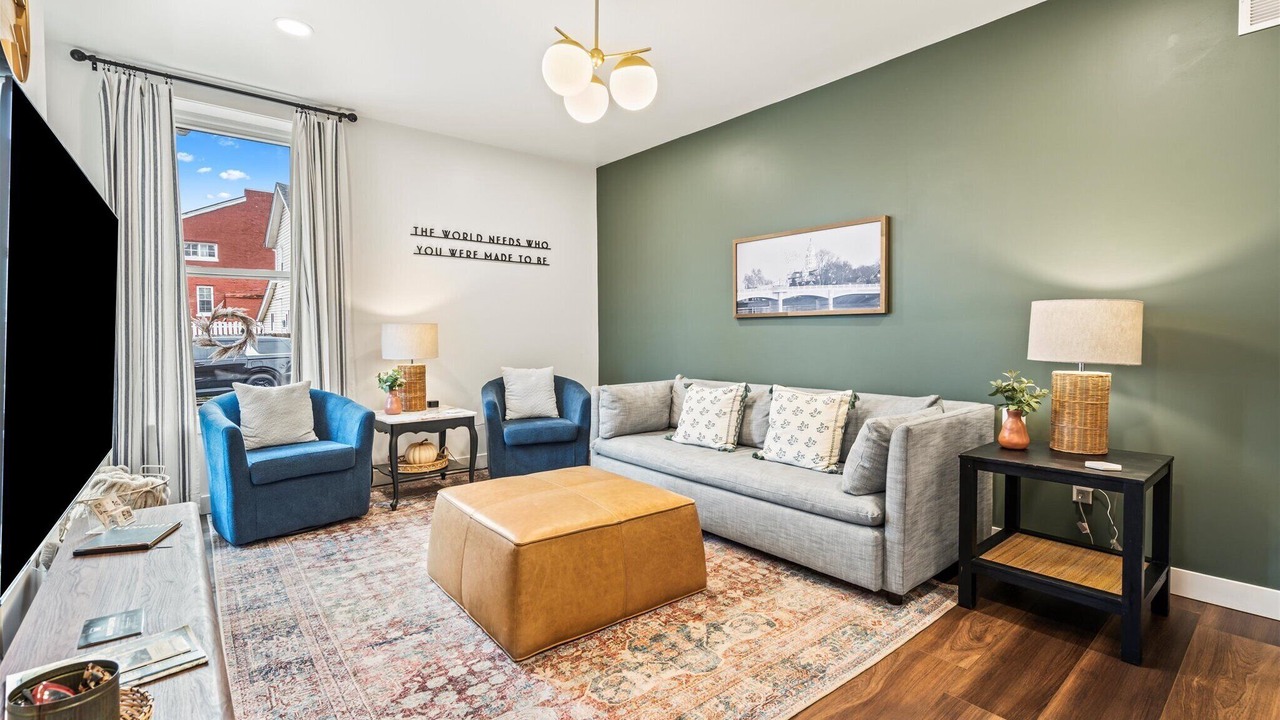 Photo of Livingroom in Troy