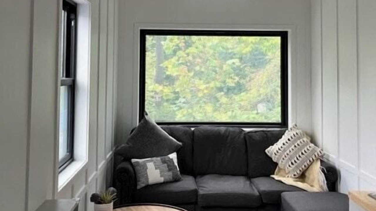 Photo of Livingroom in Elizabethtown