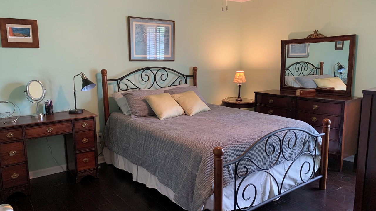 Photo of Bedroom in Gallatin