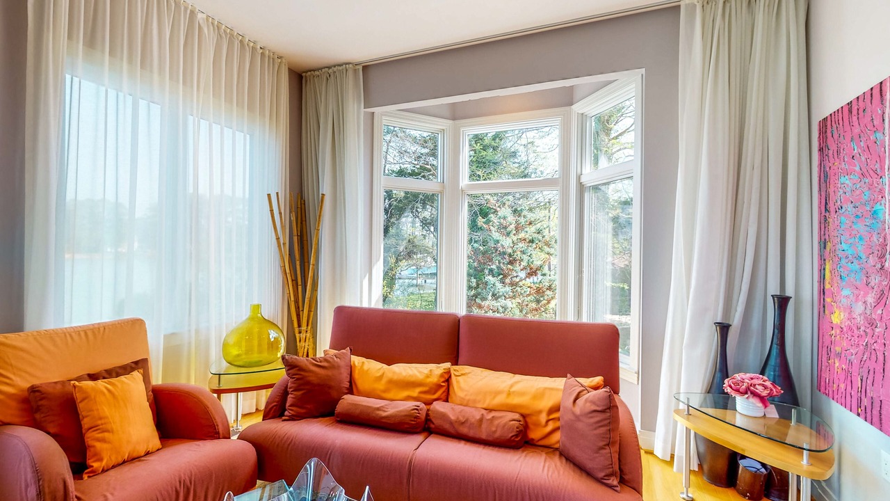 Photo of Livingroom in Unionville
