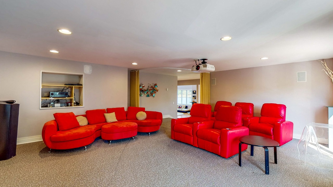 Photo of Livingroom in Unionville