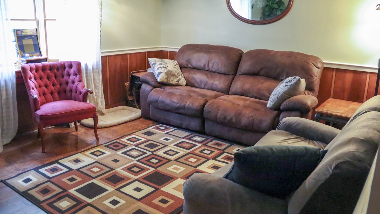 Photo of Livingroom in South Hills
