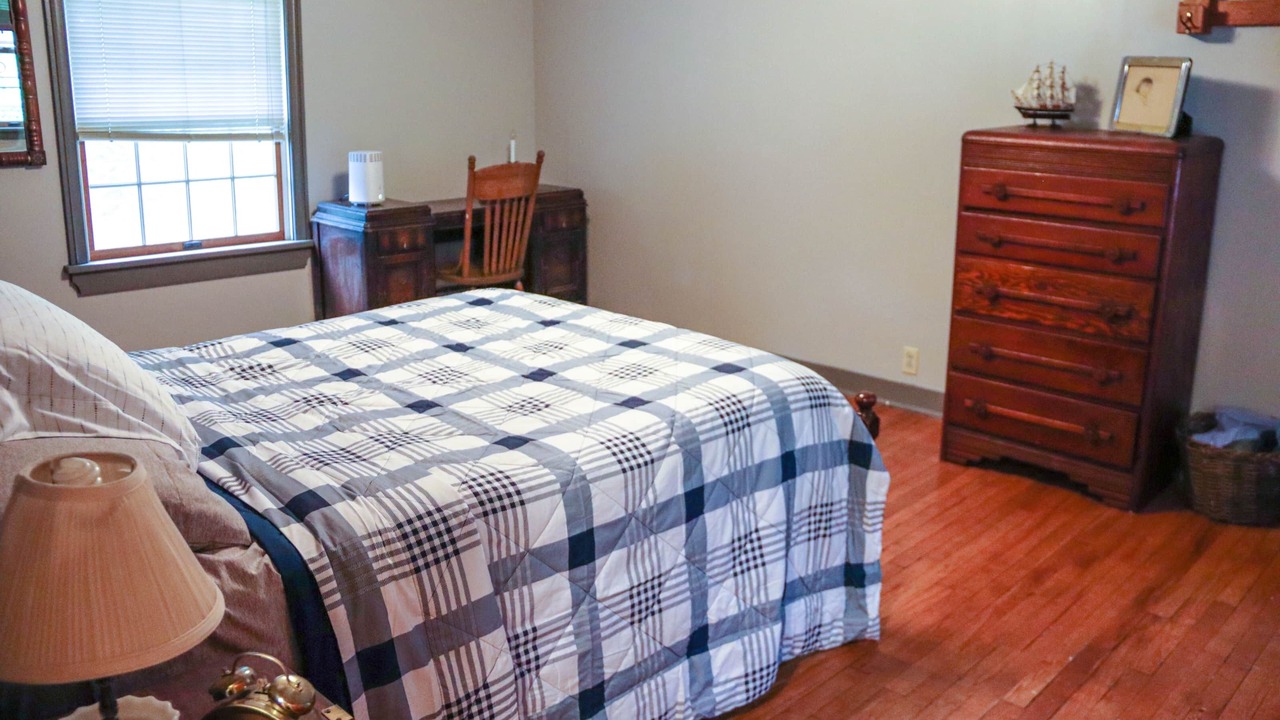 Photo of Bedroom in South Hills