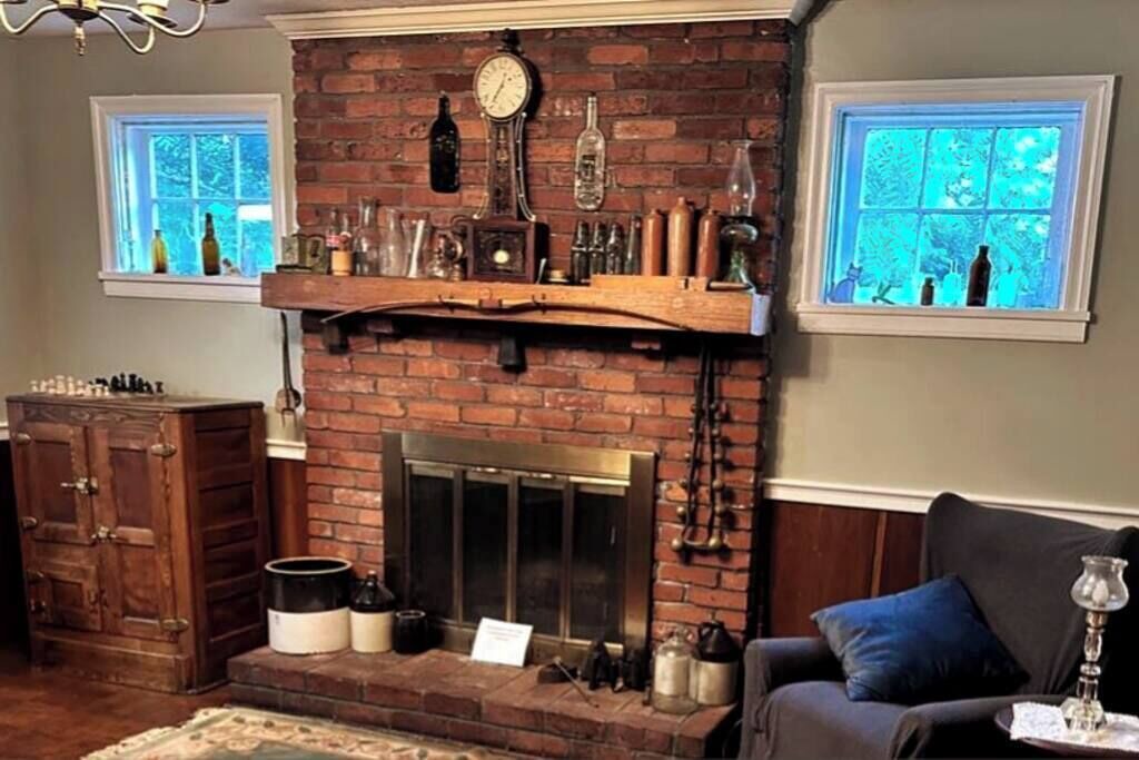Photo of Livingroom in South Hills