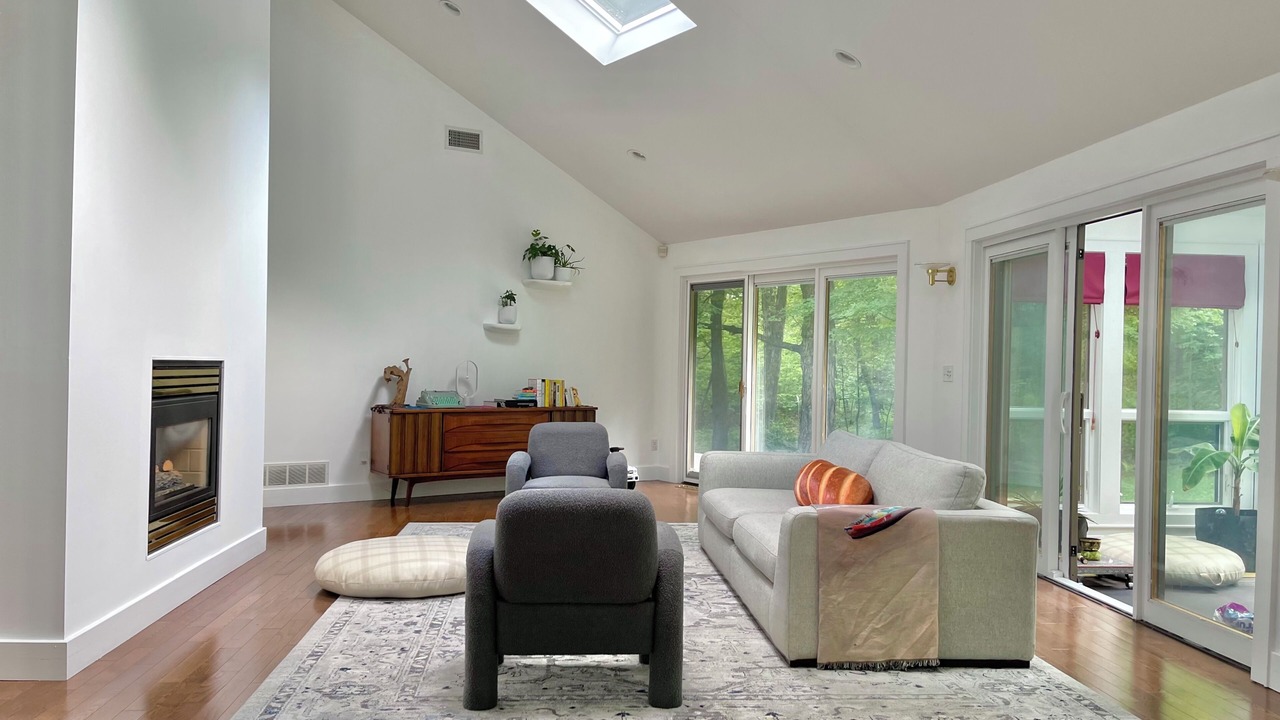Photo of Livingroom in Rhinebeck