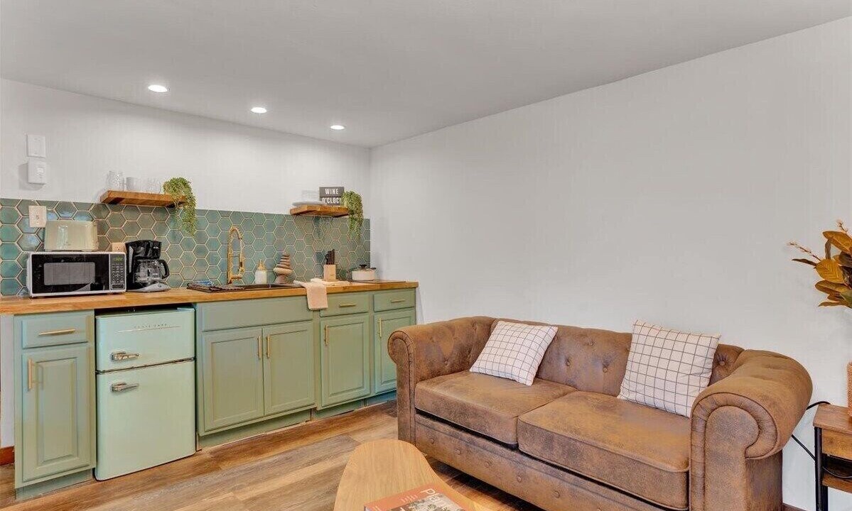 Photo of Livingroom in Canadensis