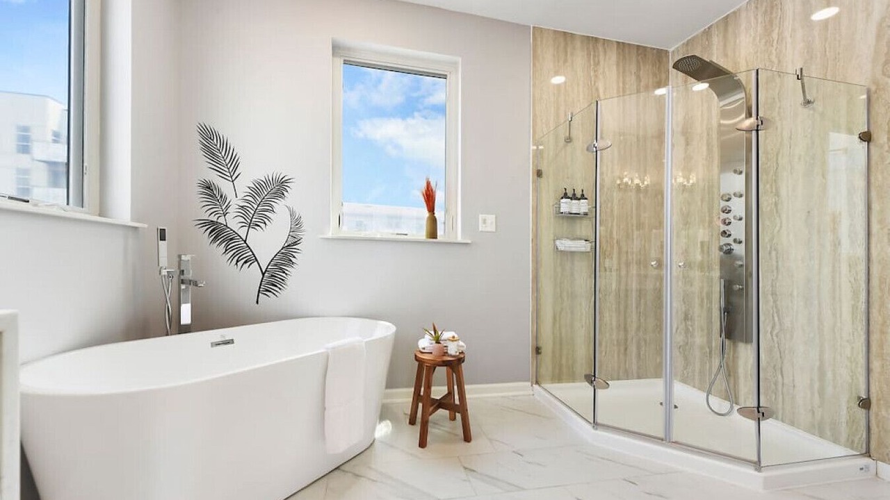Photo of Bathroom in Lower Lawrenceville