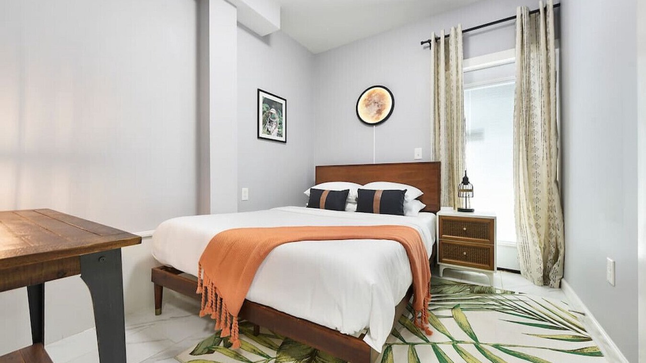 Photo of Bedroom in Lower Lawrenceville