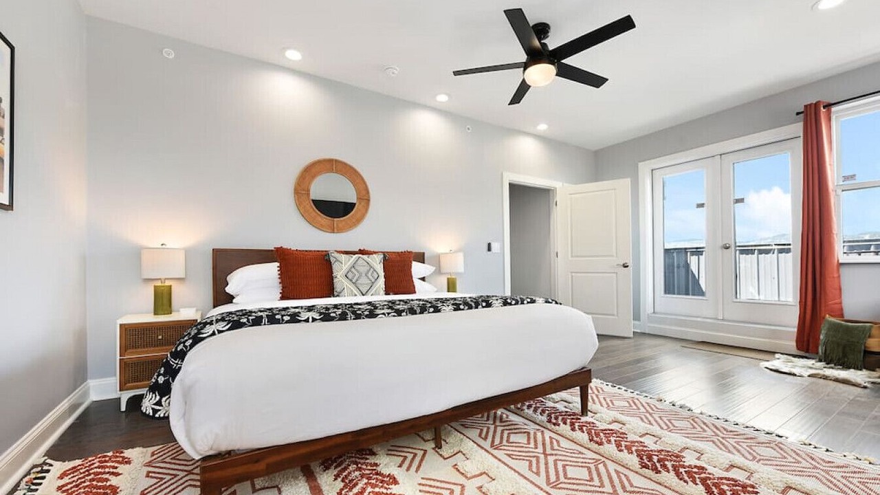 Photo of Bedroom in Lower Lawrenceville