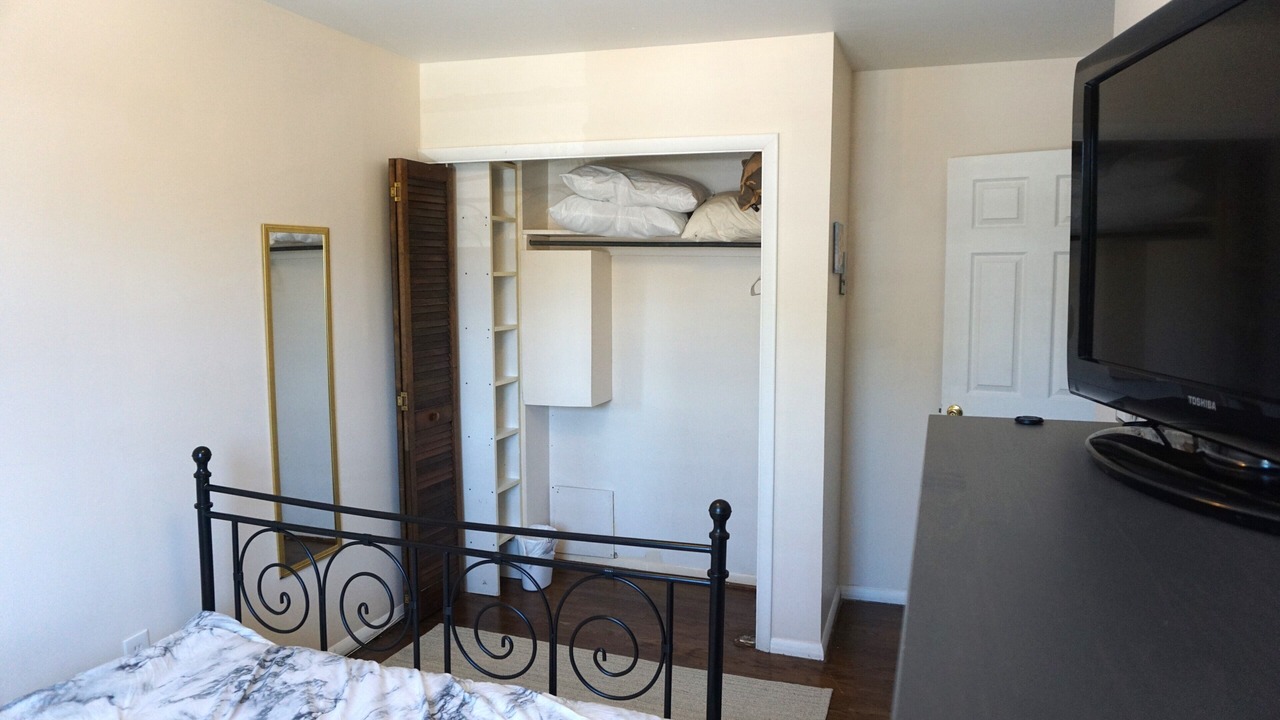 Photo of Bedroom in Parkville