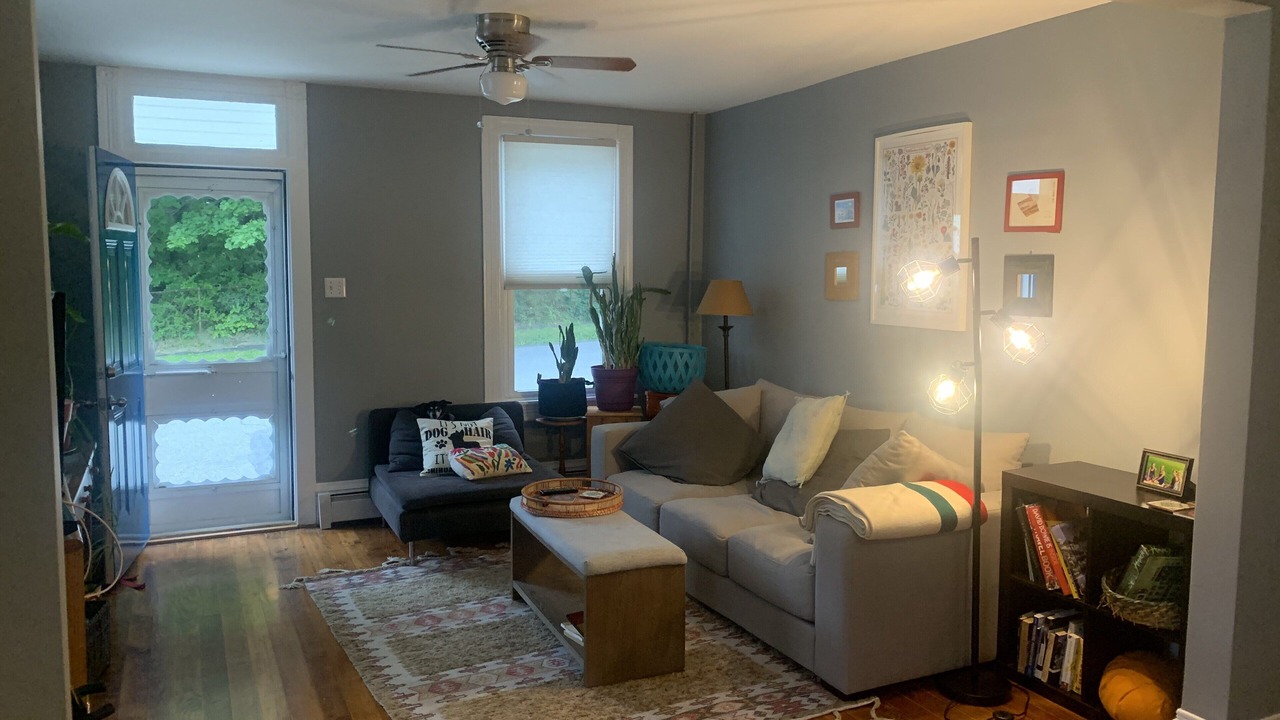 Photo of Livingroom in Jim Thorpe
