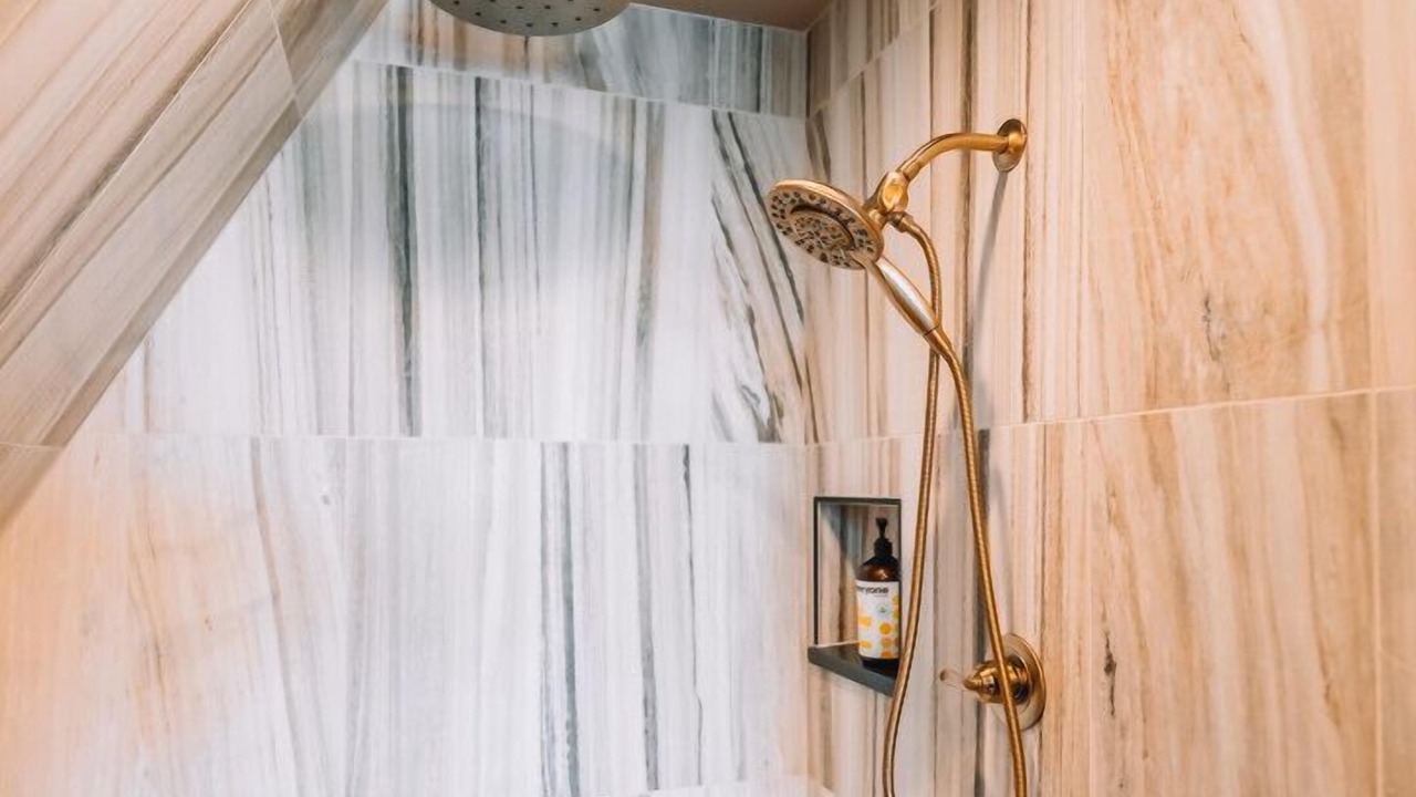 Photo of Bathroom in Sugarcreek