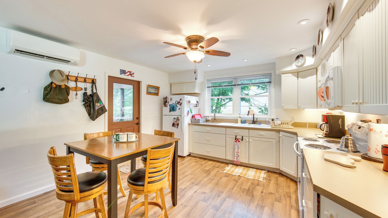 Photo of Kitchen in Elysburg