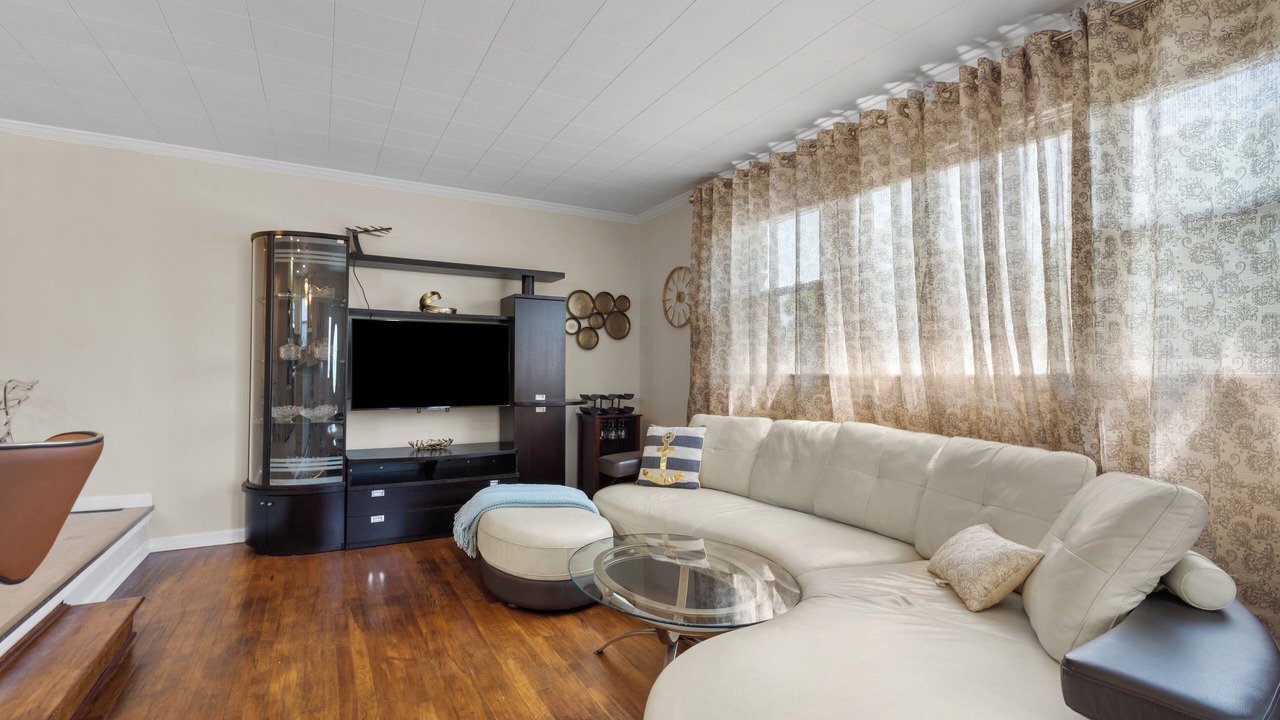 Photo of Livingroom in Lansdale