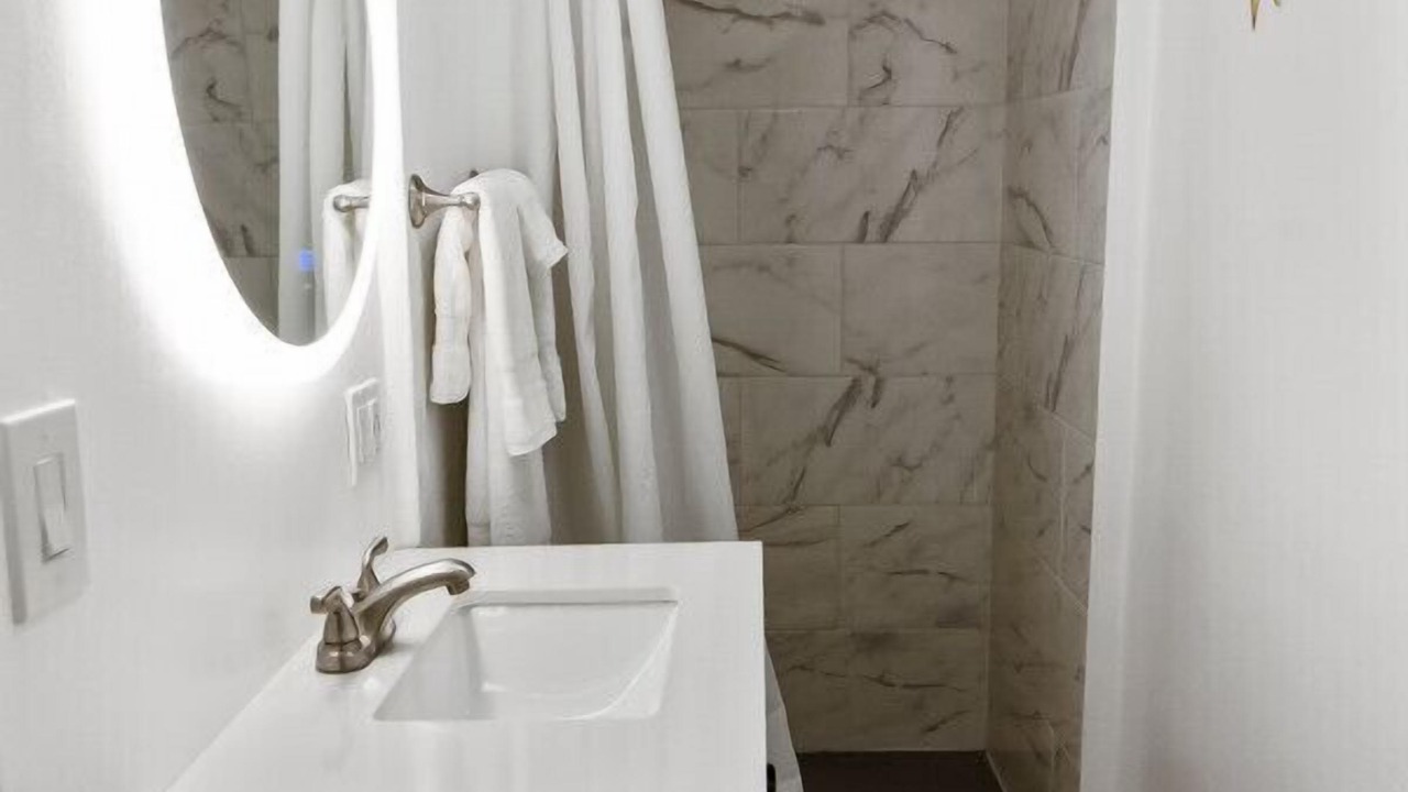 Photo of Bathroom in Little Italy