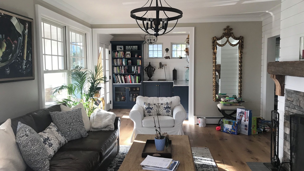 Photo of Livingroom in Avon