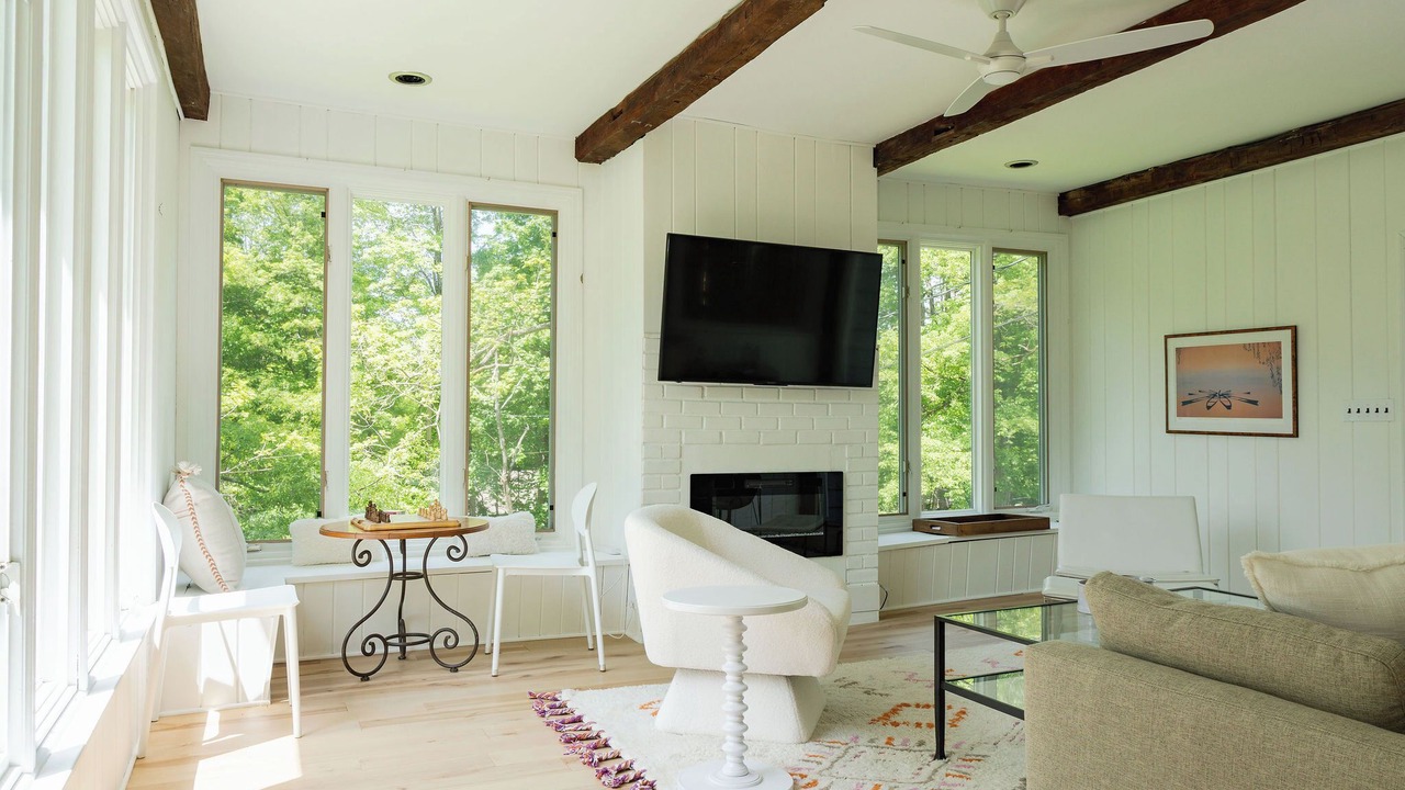 Photo of Livingroom in Monroe