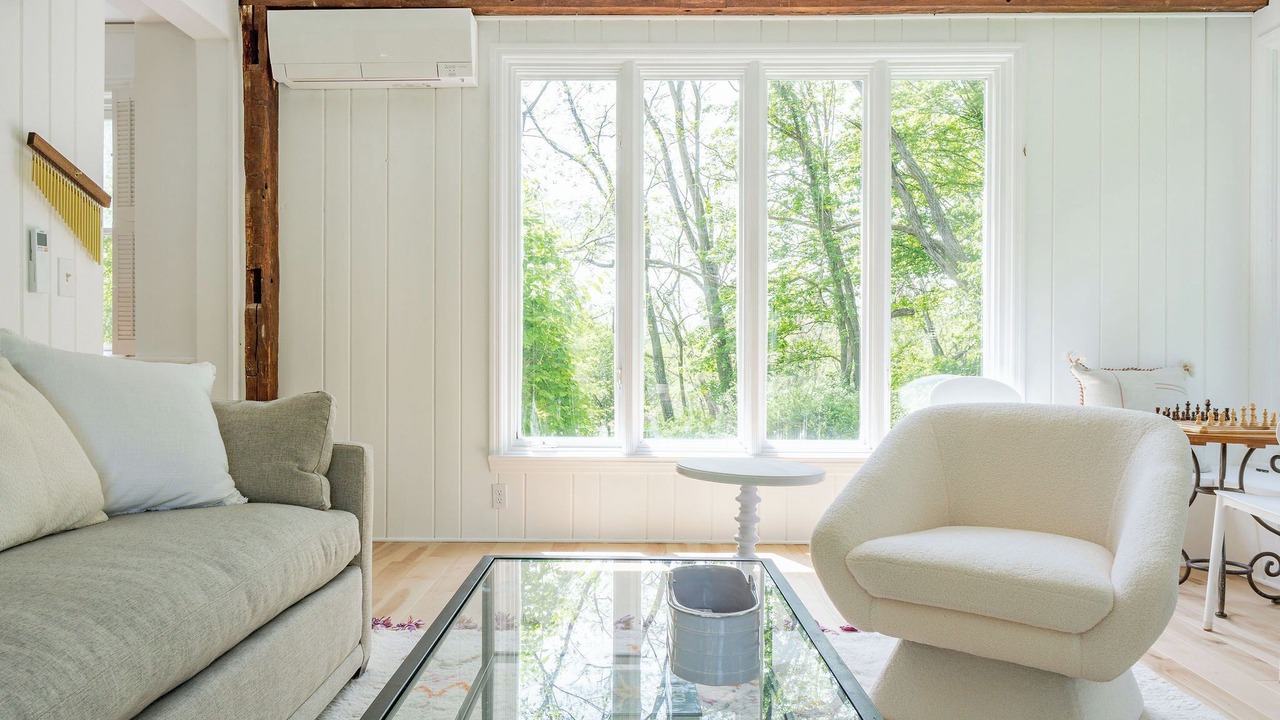 Photo of Livingroom in Monroe
