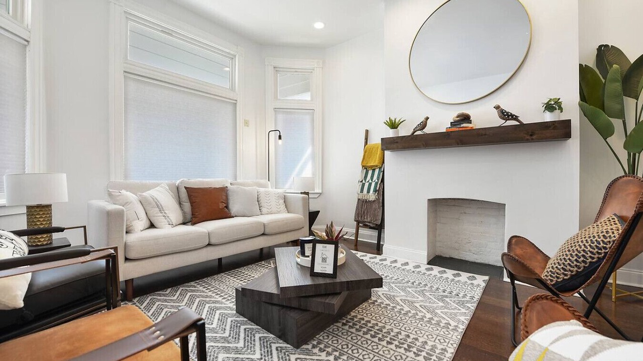 Photo of Livingroom in East Liberty
