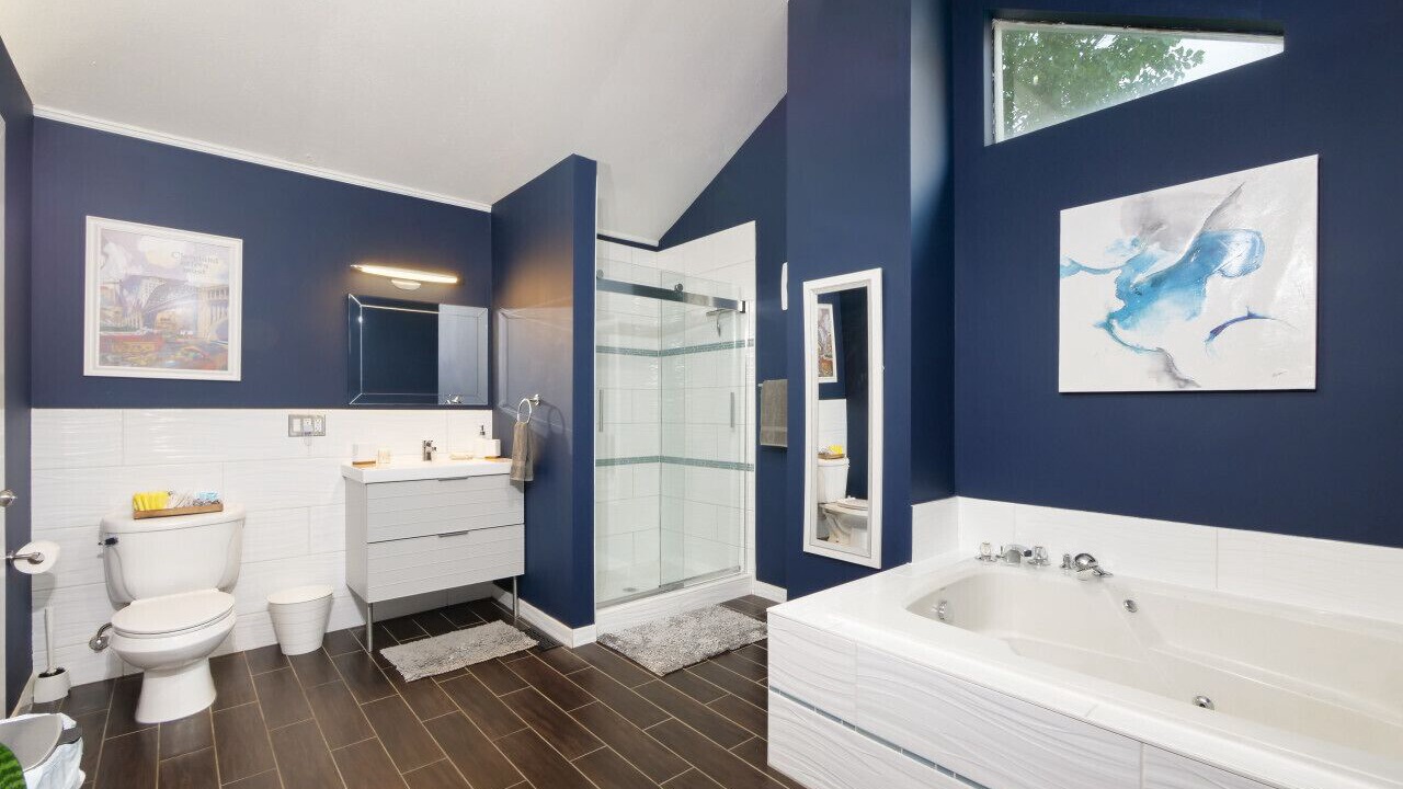 Photo of Bathroom in Ohio City
