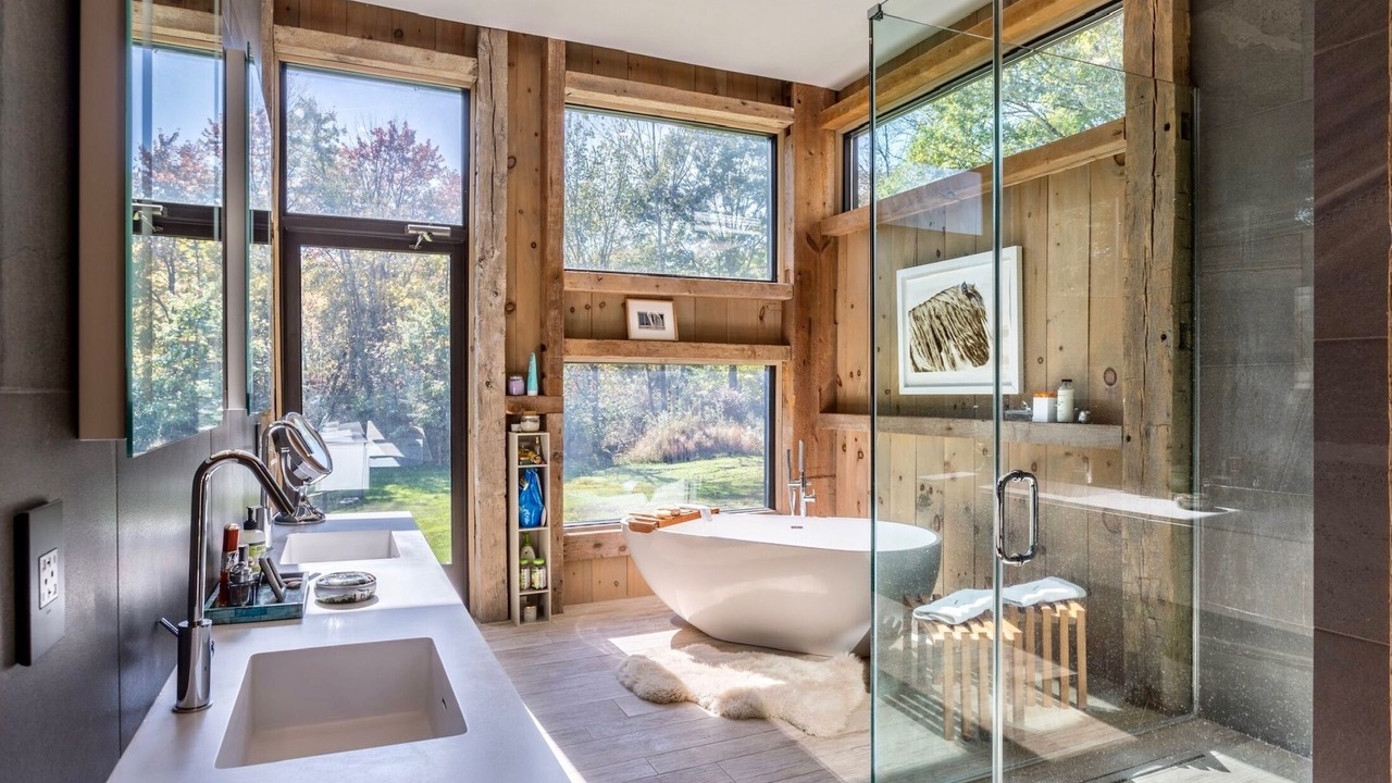 Photo of Bathroom in Kintnersville