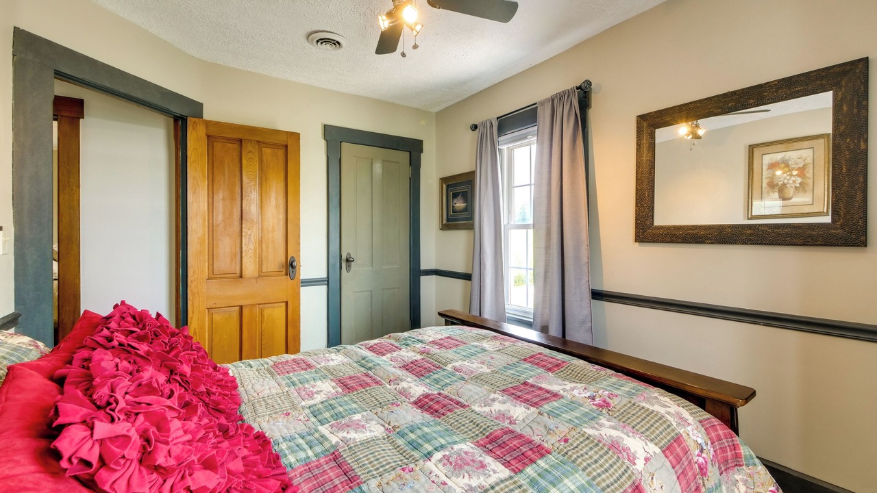 Photo of Bedroom in Wooster