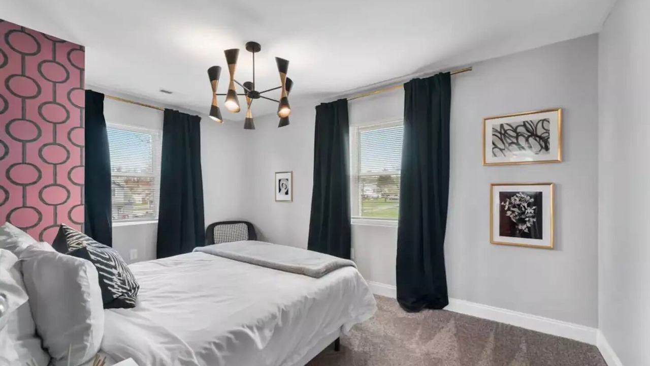 Photo of Bedroom in Woodmere