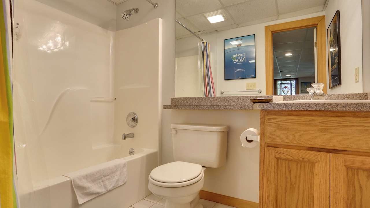 Photo of Bathroom in Tannersville