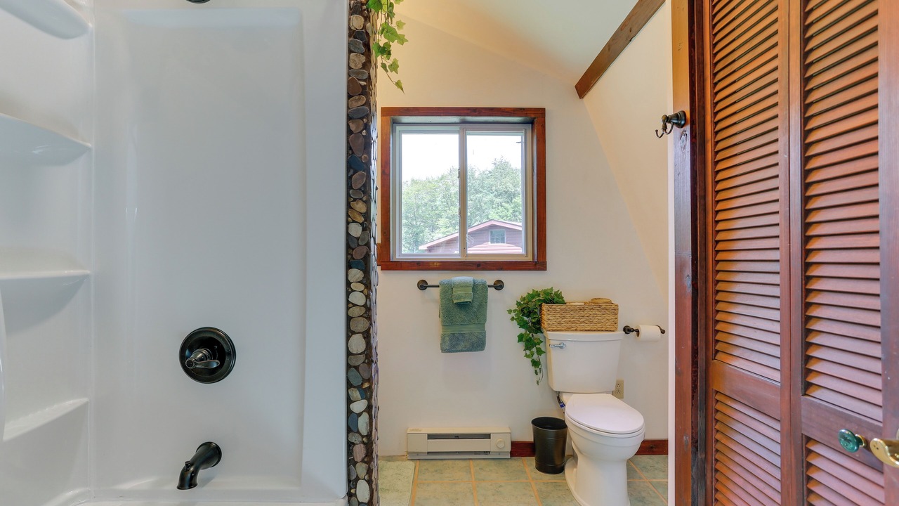 Photo of Bathroom in Milanville
