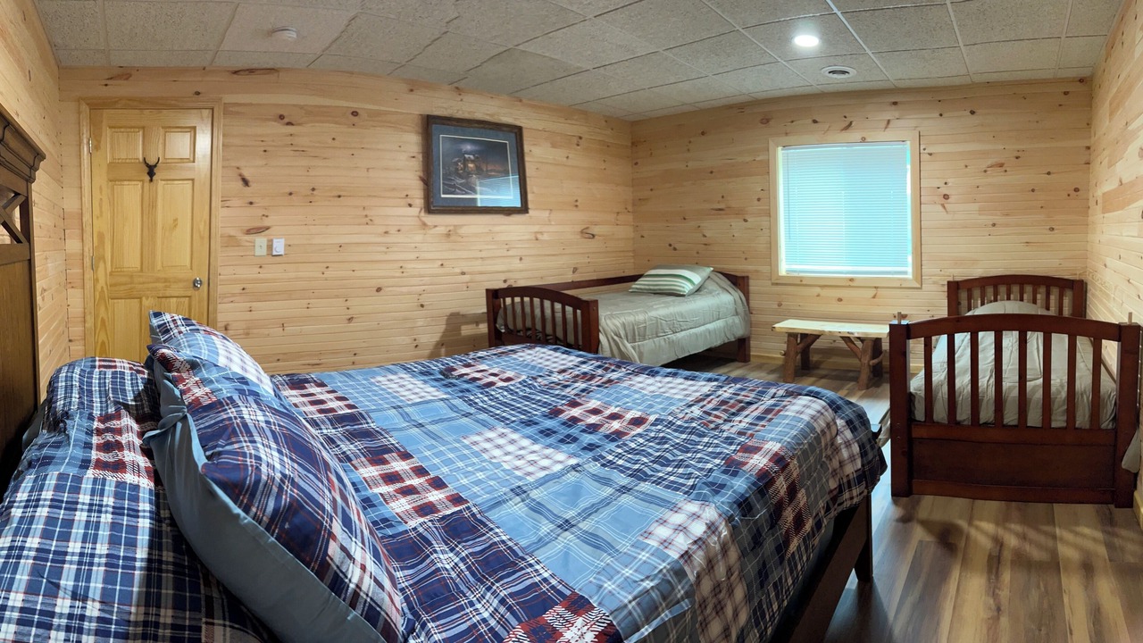 Photo of Bedroom in Driftwood
