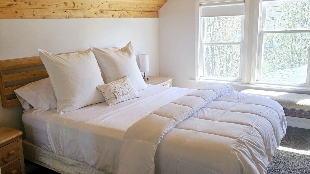 Photo of Bedroom in Port Clinton