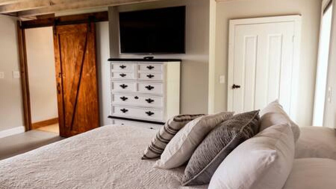 Photo of Bedroom in Arnot
