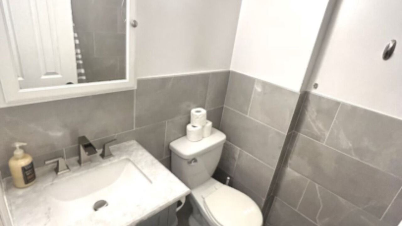 Photo of Bathroom in Ocean Hill