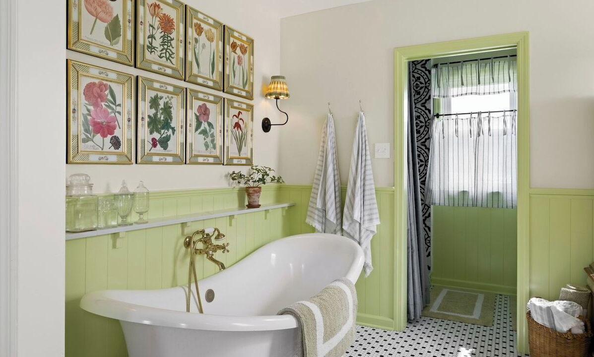 Photo of Bathroom in Washington