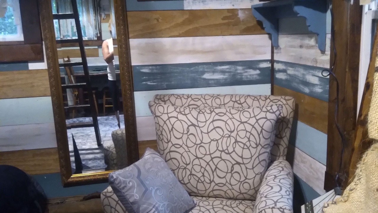 Photo of Livingroom in Dellslow