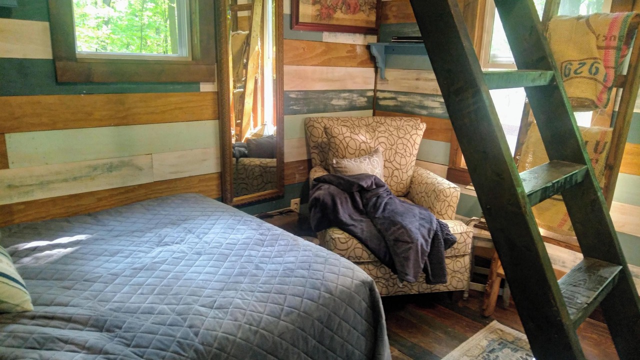 Photo of Bedroom in Dellslow