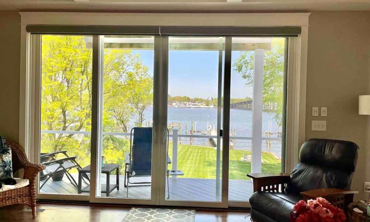 Photo of Livingroom in Edgewater