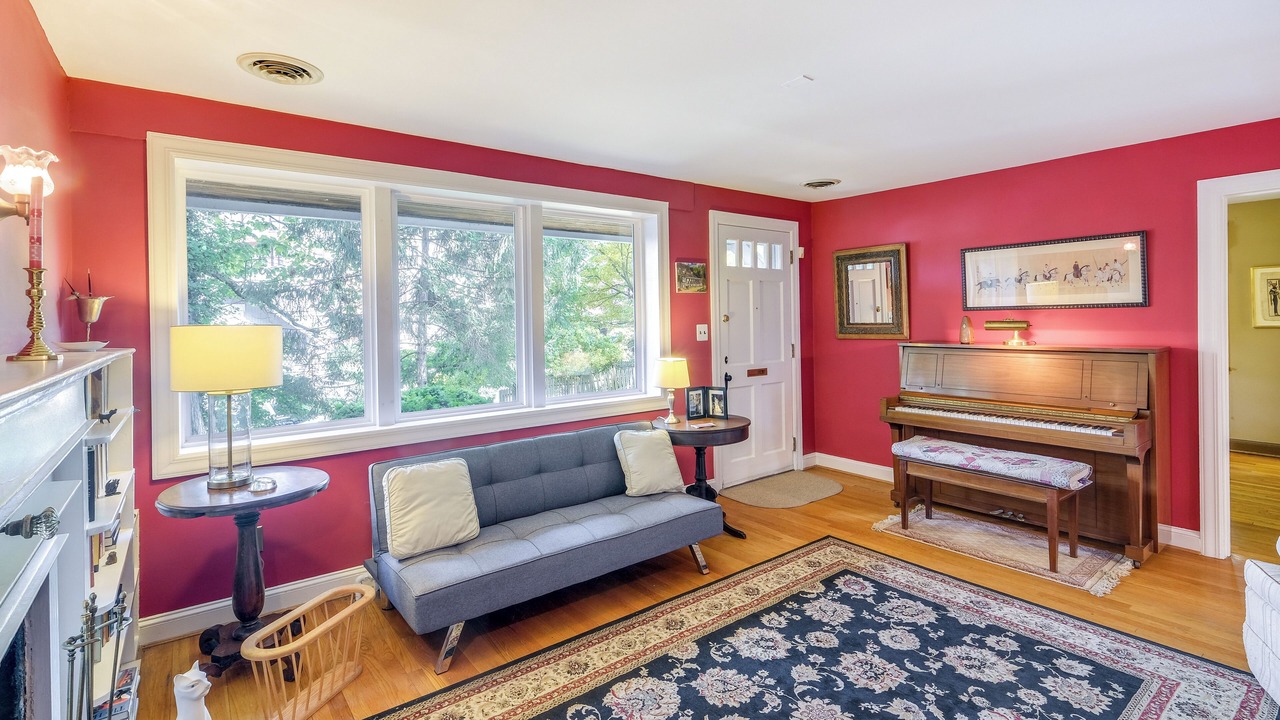 Photo of Livingroom in Silver Spring