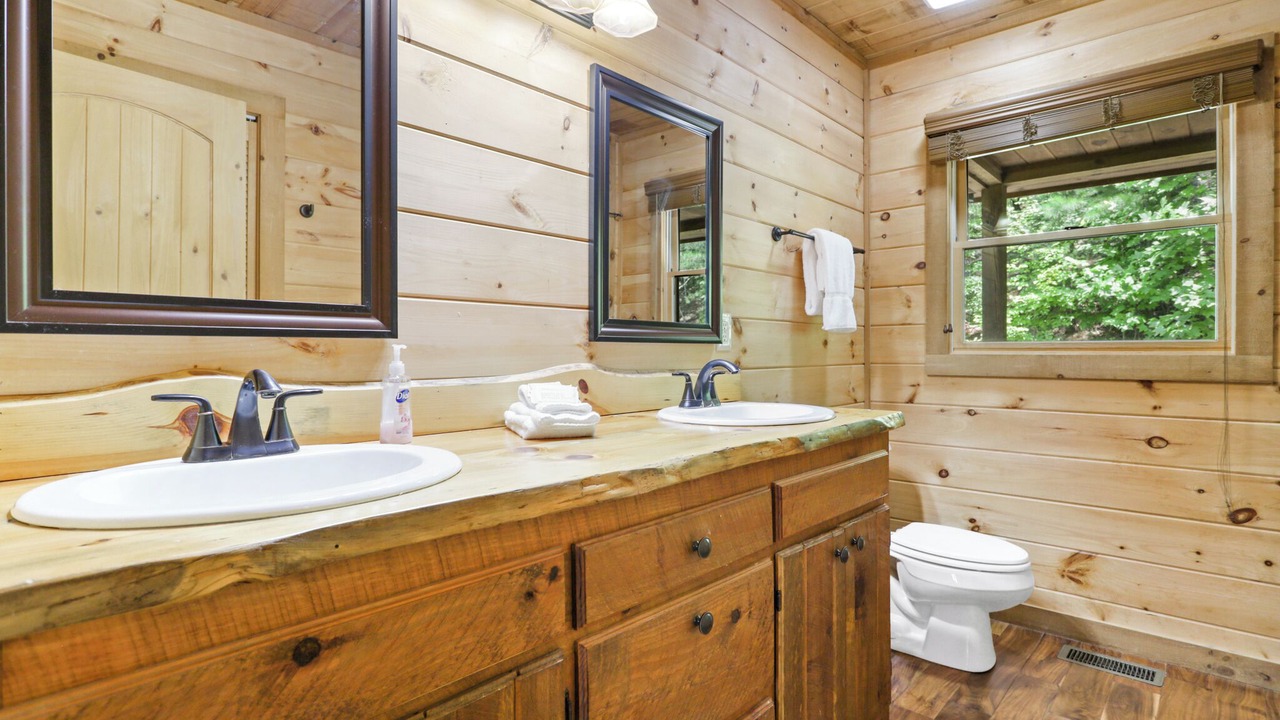 Photo of Bathroom in My Mountain