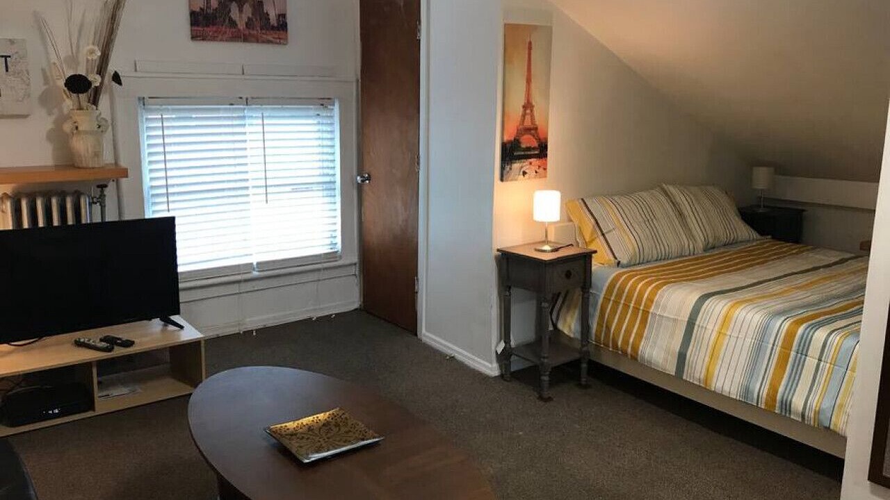 Photo of Bedroom in Communipaw