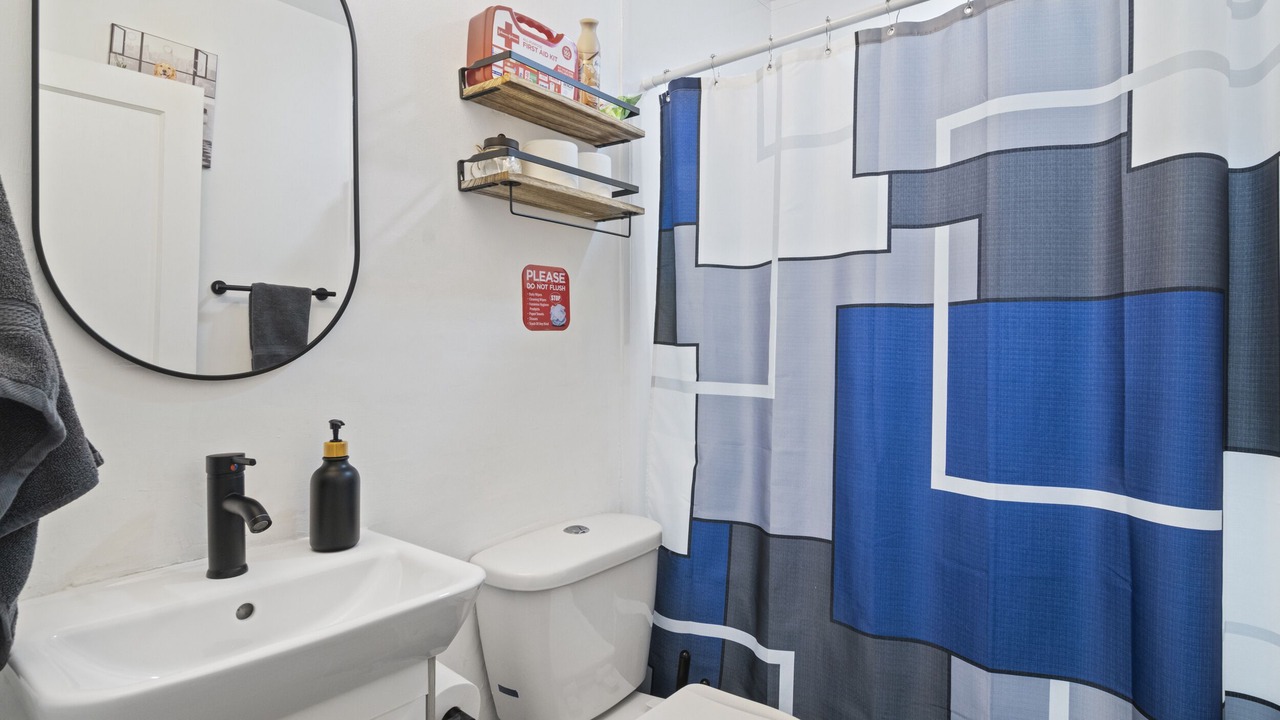 Photo of Bathroom in Glen Burnie